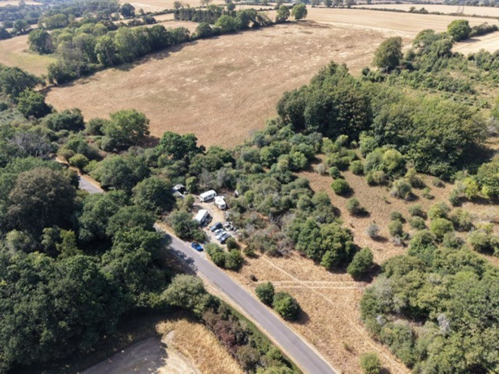 Lot: 176 - APPROXIMATELY SIX ACRES OF LAND - Overhead view of the main living area